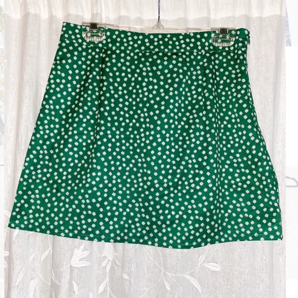Green skirt